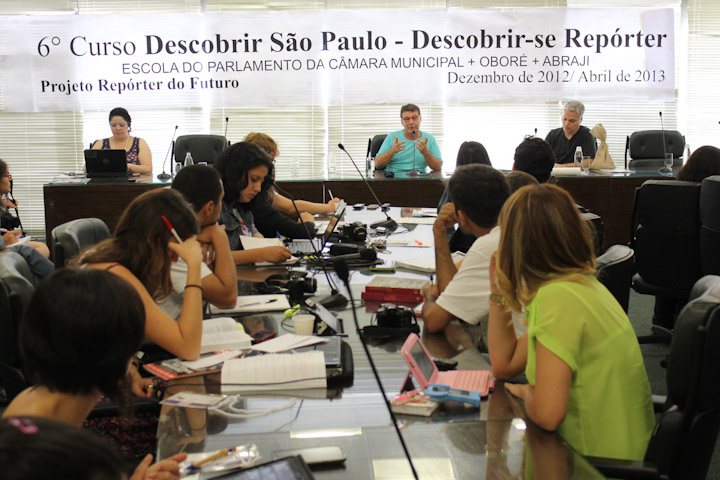Foto: Em aula do Repórter do Futuro, vereador Nabil Bonduki diz que Plano Diretor definirá a “cidade que queremos”