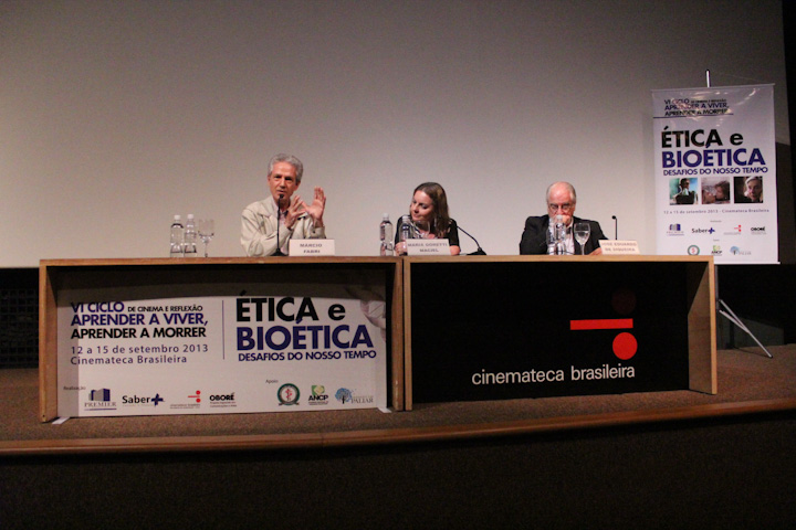 Foto: No terceiro dia do VI Ciclo de Cinema e Reflexão convidados conversaram sobre o cuidado de doentes crônicos