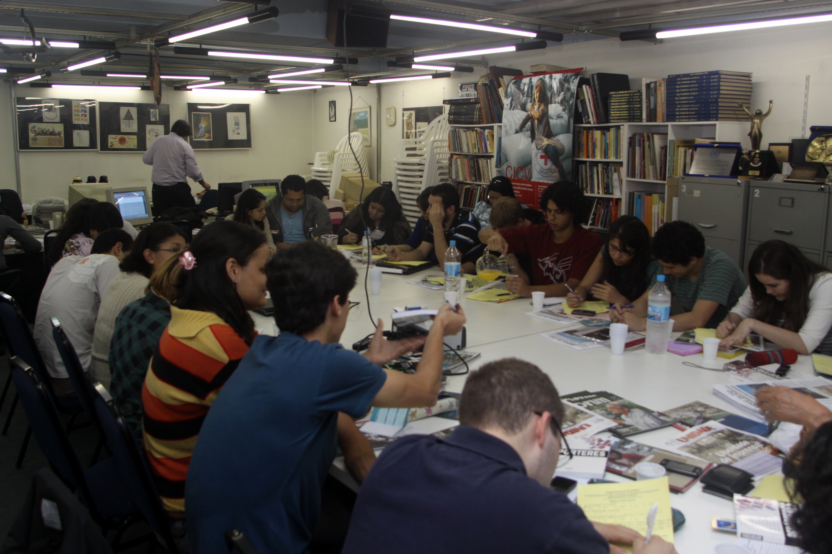 Foto: Encerramento do 9º Curso sobre Jornalismo e Conflitos Armados reuniu estudantes e a Ouvidoria das Polícias de SP  em 13 de novembro