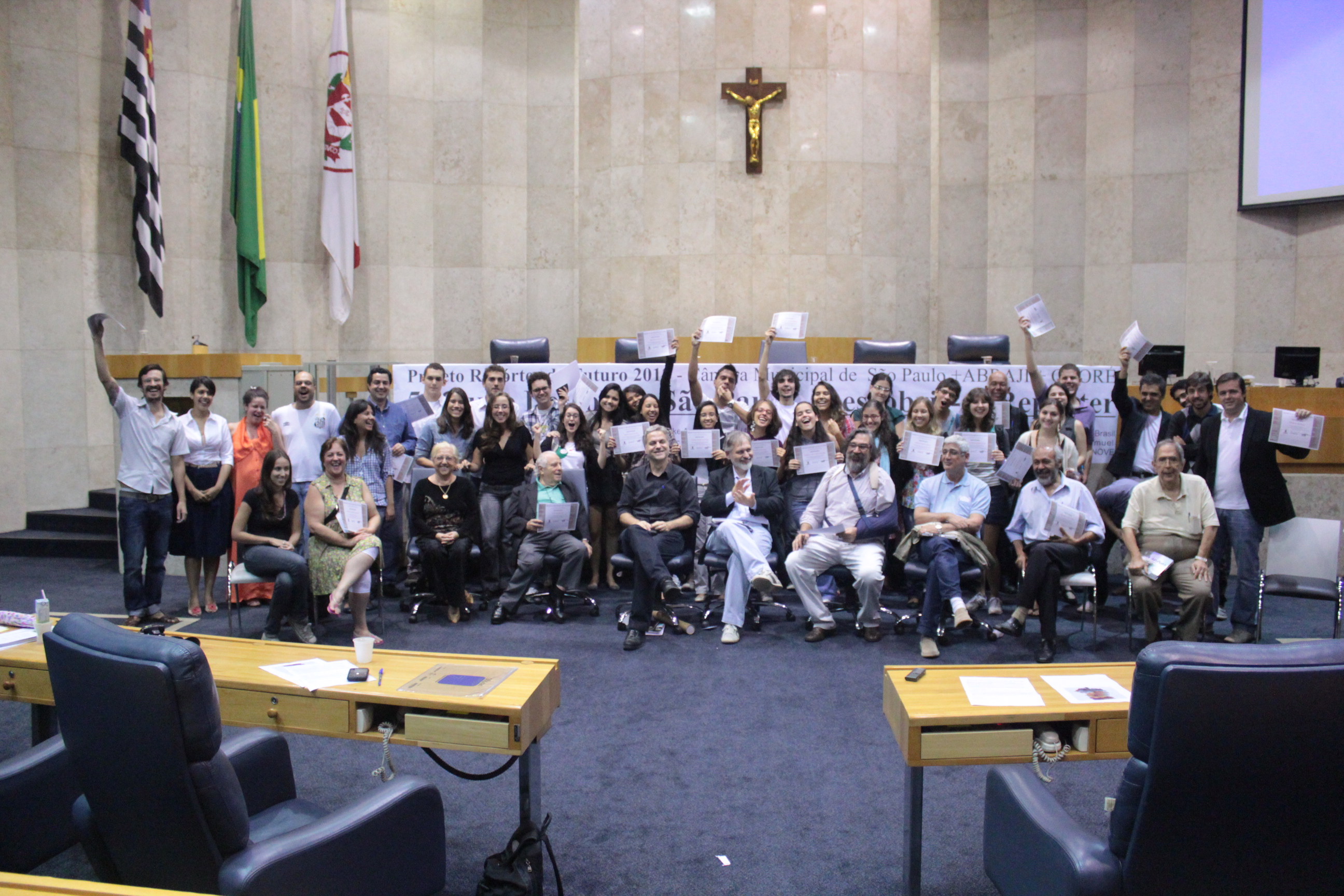 Foto: Encerramento do módulo São Paulo reuniu estudantes, coordenação pedagógica, vereadores e grandes jornalistas no último sábado, 14, na Câmara