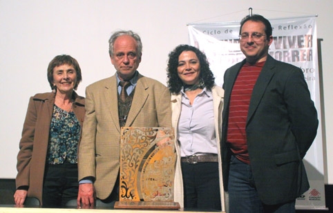 Foto: Cinebiografia de Louis Pasteur suscita discussão sobre a  pesquisa científica no Brasil