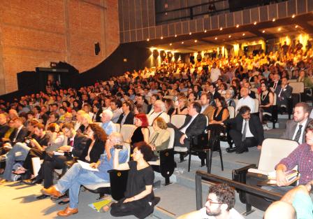 Foto: Cerimônia do 34° Prêmio Jornalístico Vladimir Herzog lota o TUCA na noite de 23 de outubro