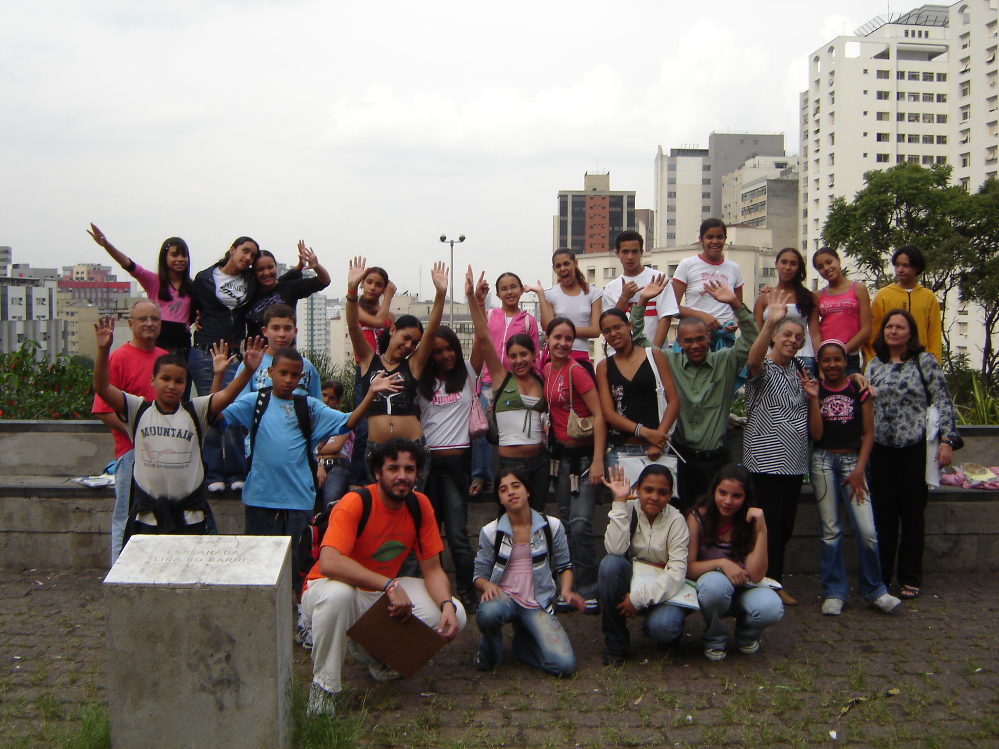 Foto: Estudantes de Heliópolis visitam a Av. Paulista