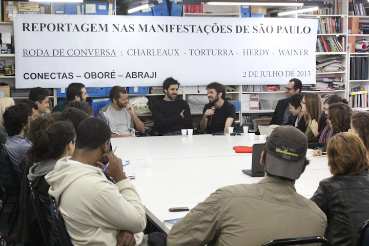 Foto: Em Roda de Conversa, repórteres se reúnem para discutir a cobertura das manifestações em São Paulo