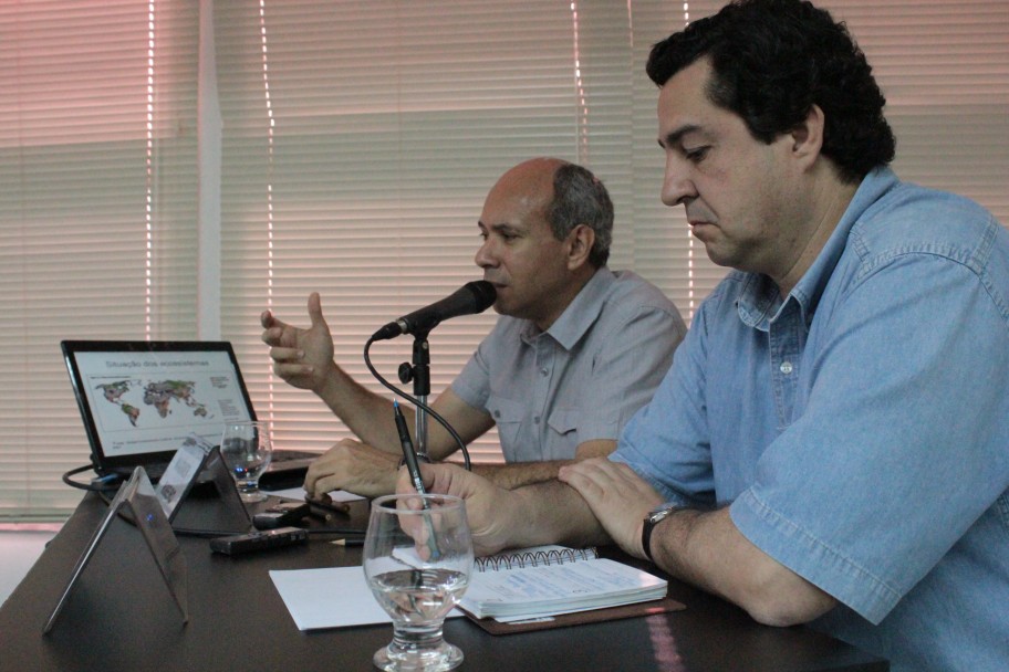 Foto: Consumismo está esgotando recursos naturais da Amazônia, critica geógrafo da USP