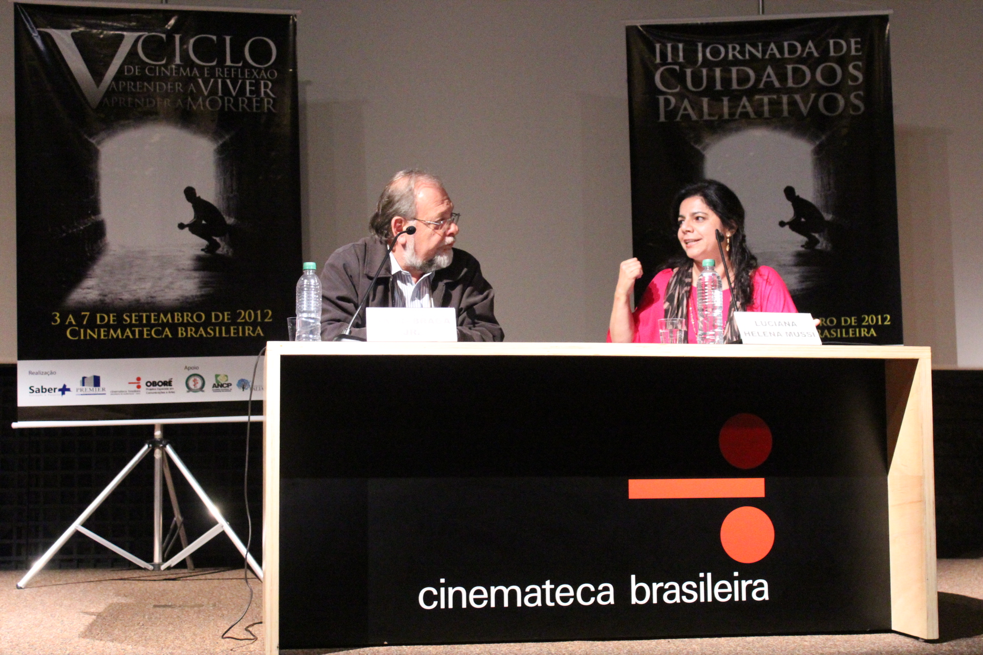 Foto: Solidão, velhice e acolhimento foram temas do V Ciclo de Cinema e Reflexão Aprender a Viver, Aprender a Morrer nesta quarta