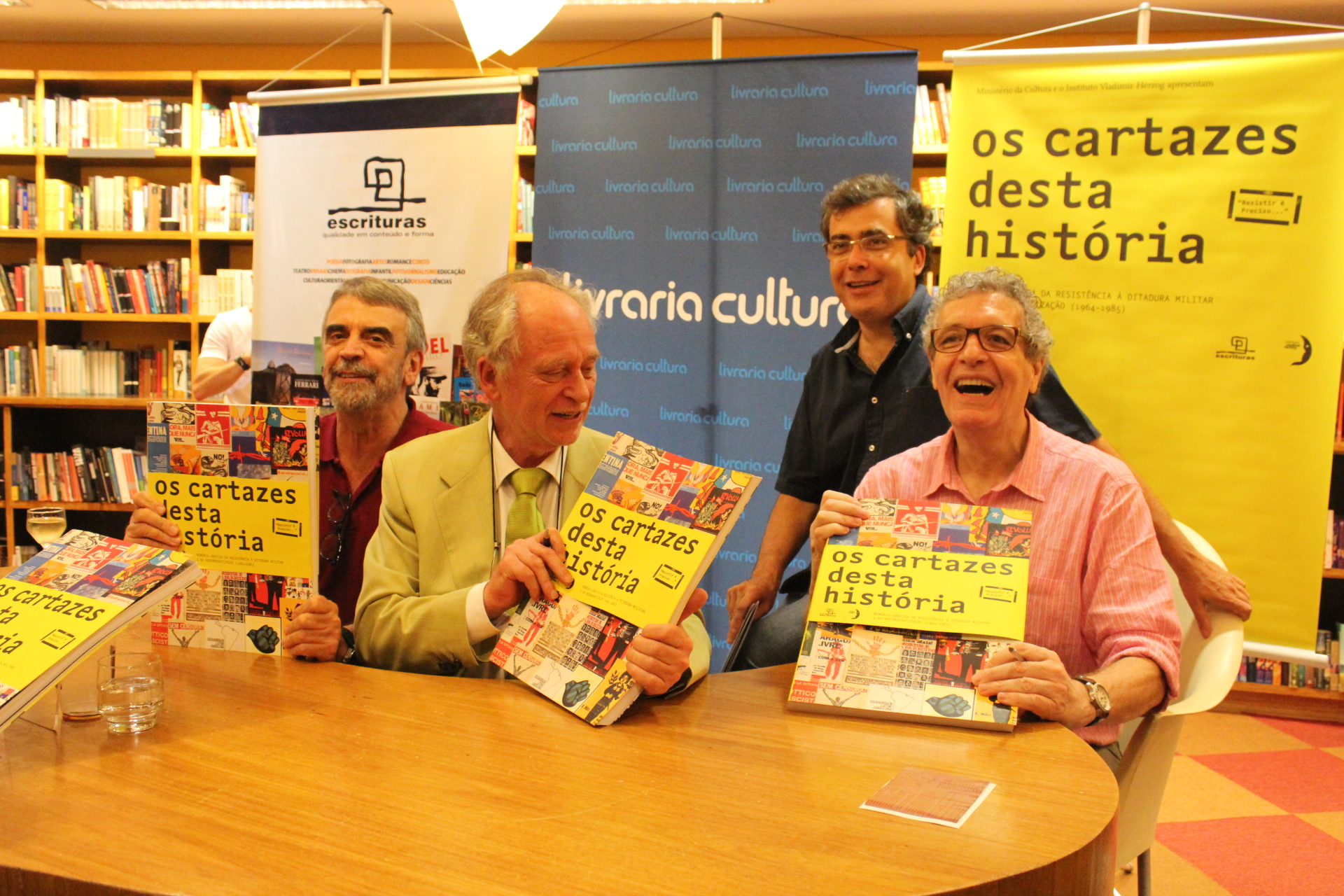 Foto: Instituto Vladimir Herzog lança livro que reúne cerca de 300 cartazes políticos contra as ditaduras na América Latina